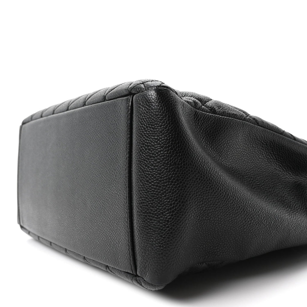 Caviar Quilted Grand Shopping Tote GST Black