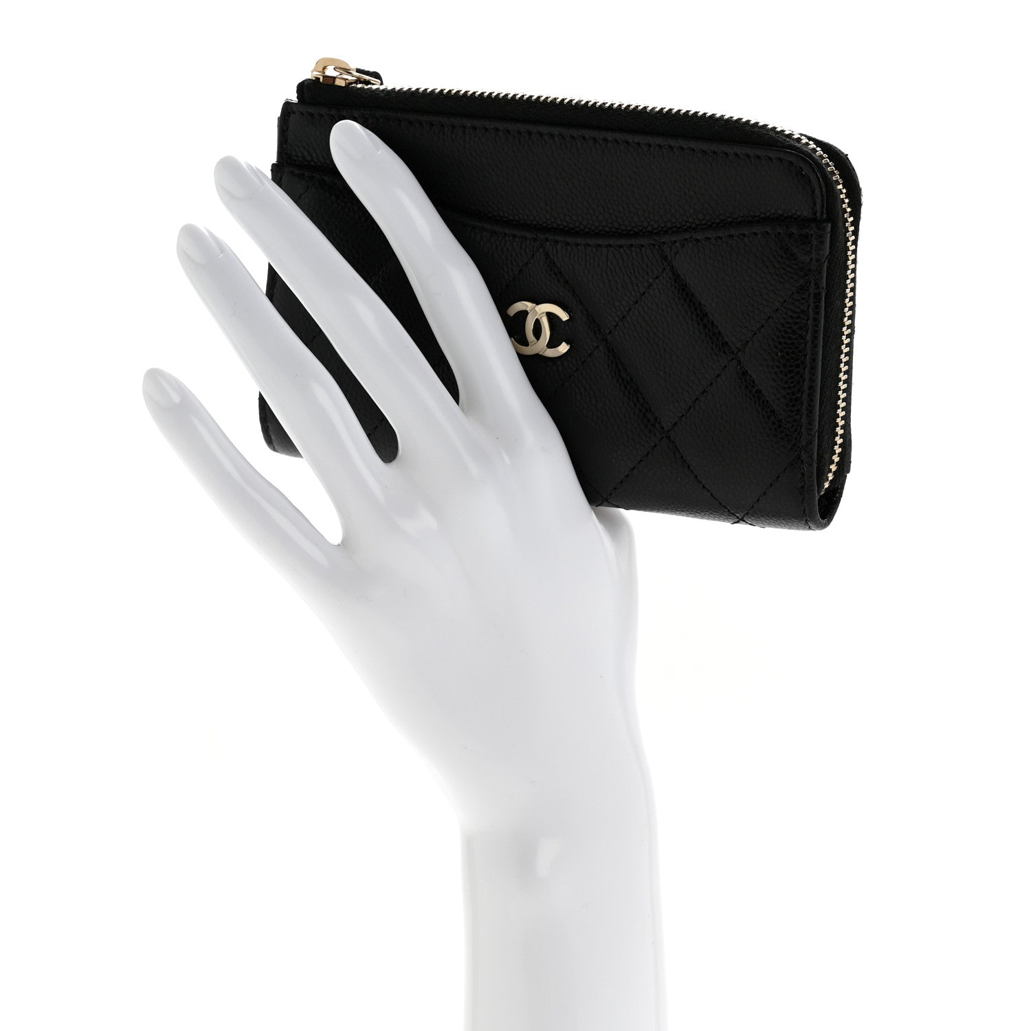 Caviar Quilted CC Zip Around  Holder Black
