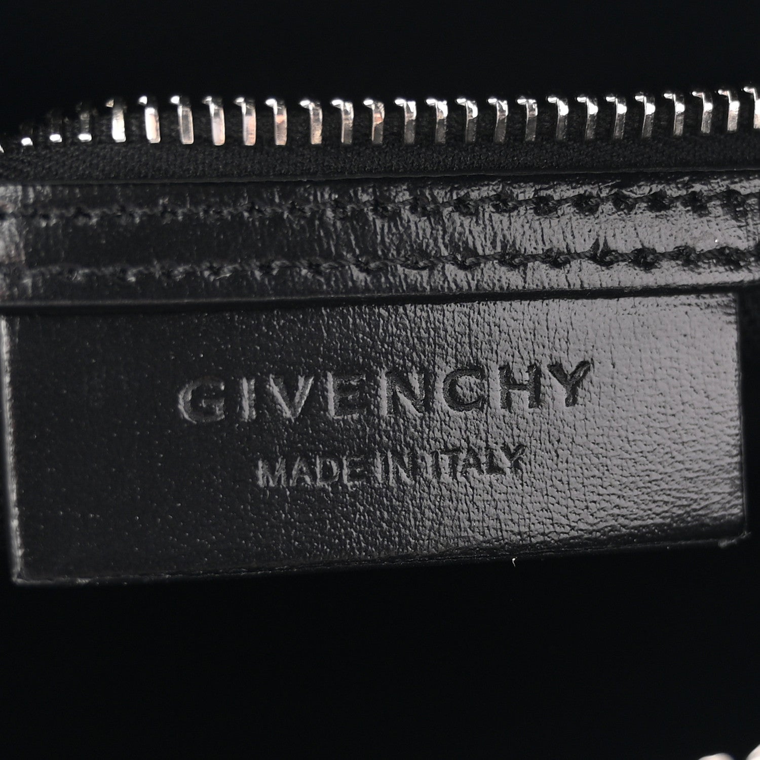 Shiny Lord Calfskin Mini Antigona Black