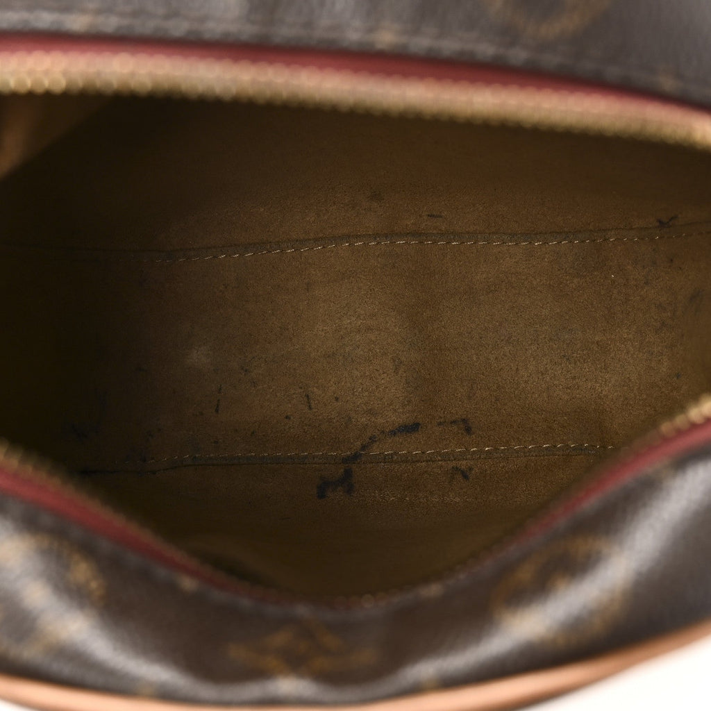 Monogram Boite Chapeau Souple MM