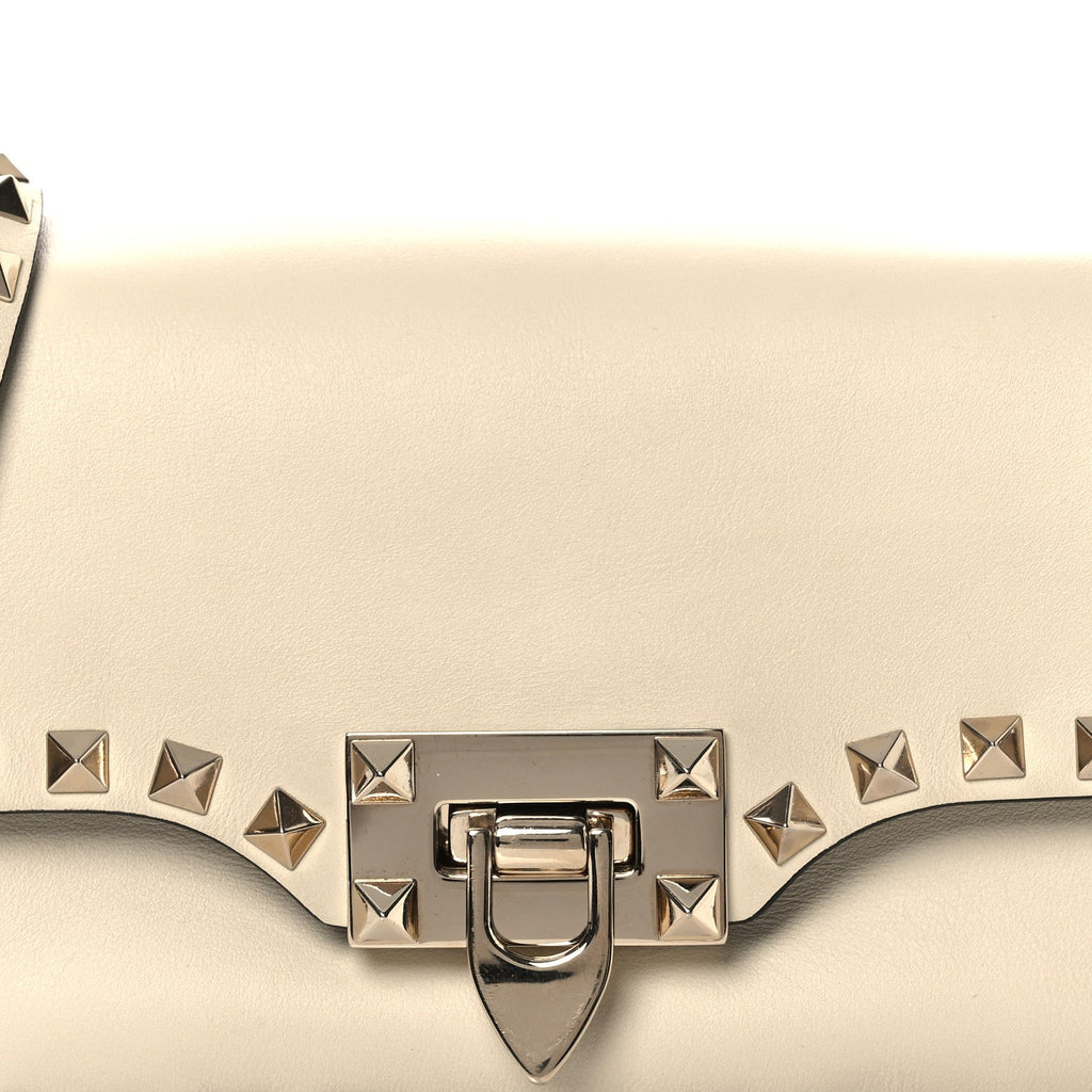 Vitello Small Rockstud Flip Lock Crossbody Bag Light Ivory