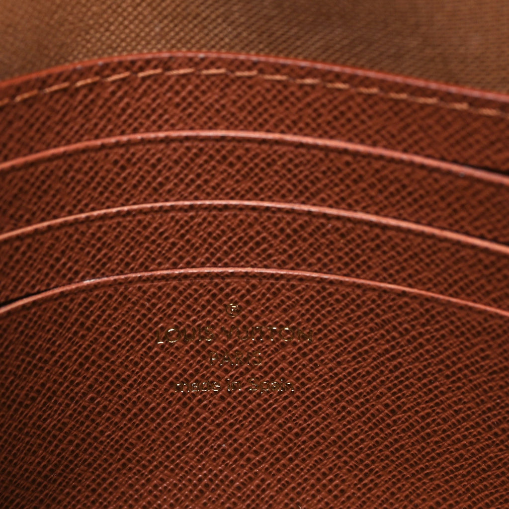 Monogram Ivy Wallet On Chain