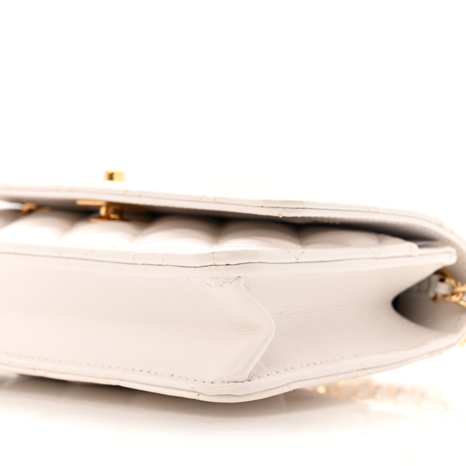 Shiny Crumpled Calfskin Quilted Enamel Heart Wallet On Chain WOC White