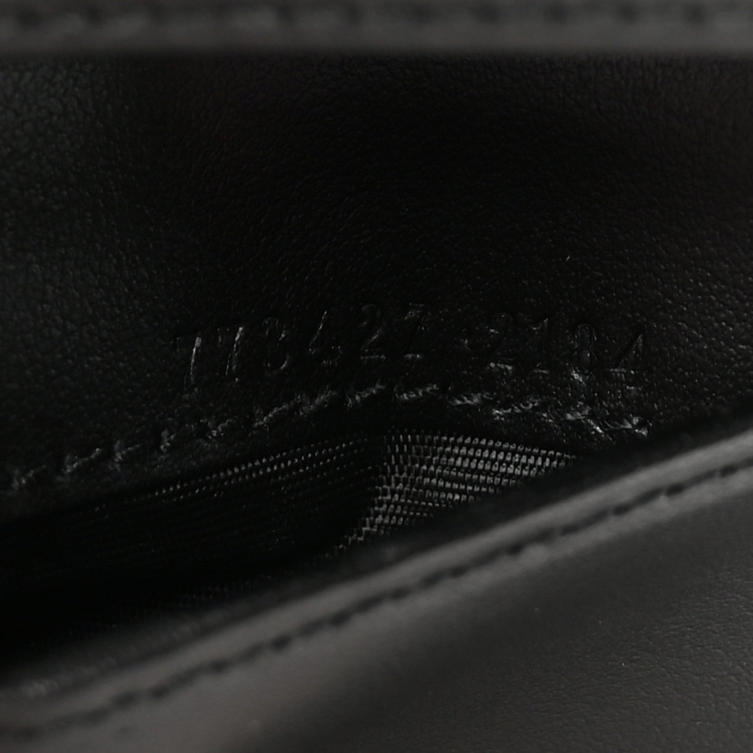 Calfskin Matelasse GG Marmont  Case Wallet Black
