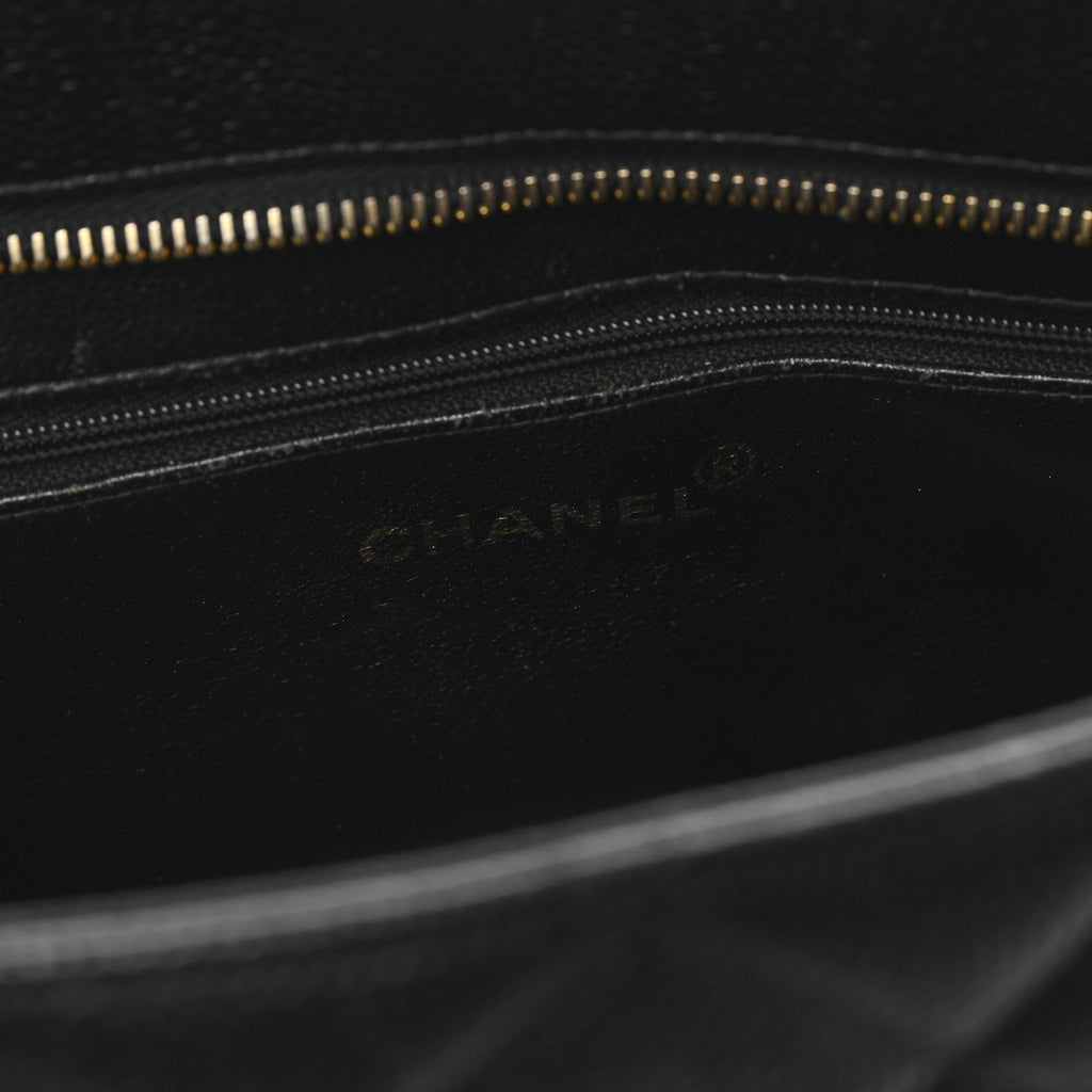 Caviar Quilted Medallion Tote Black