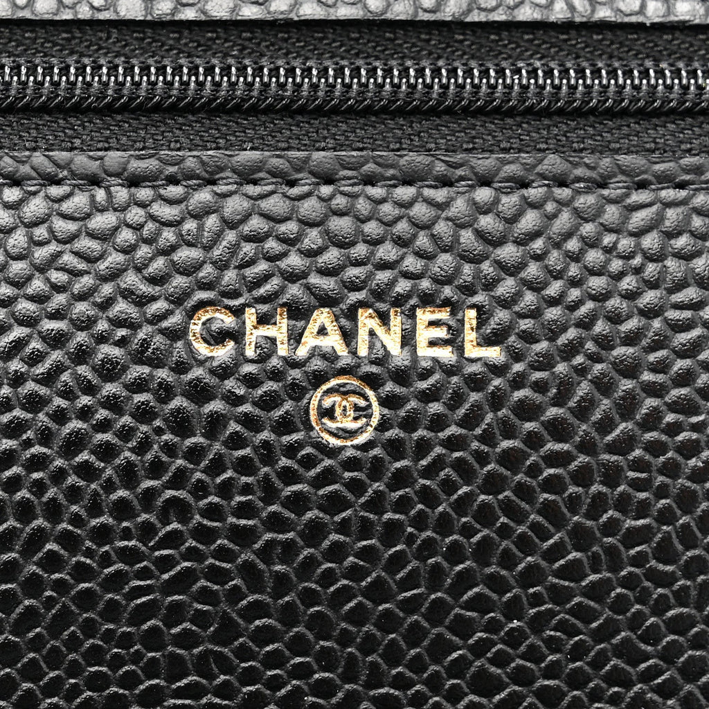 Caviar Quilted Wallet on Chain WOC Black