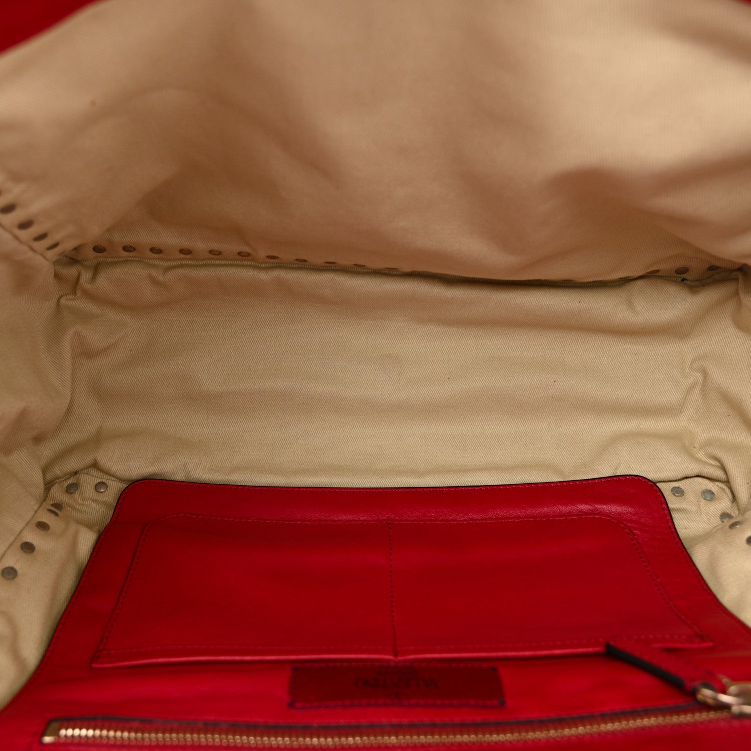 Vitello Medium Rockstud Tote Rosso Valentino
