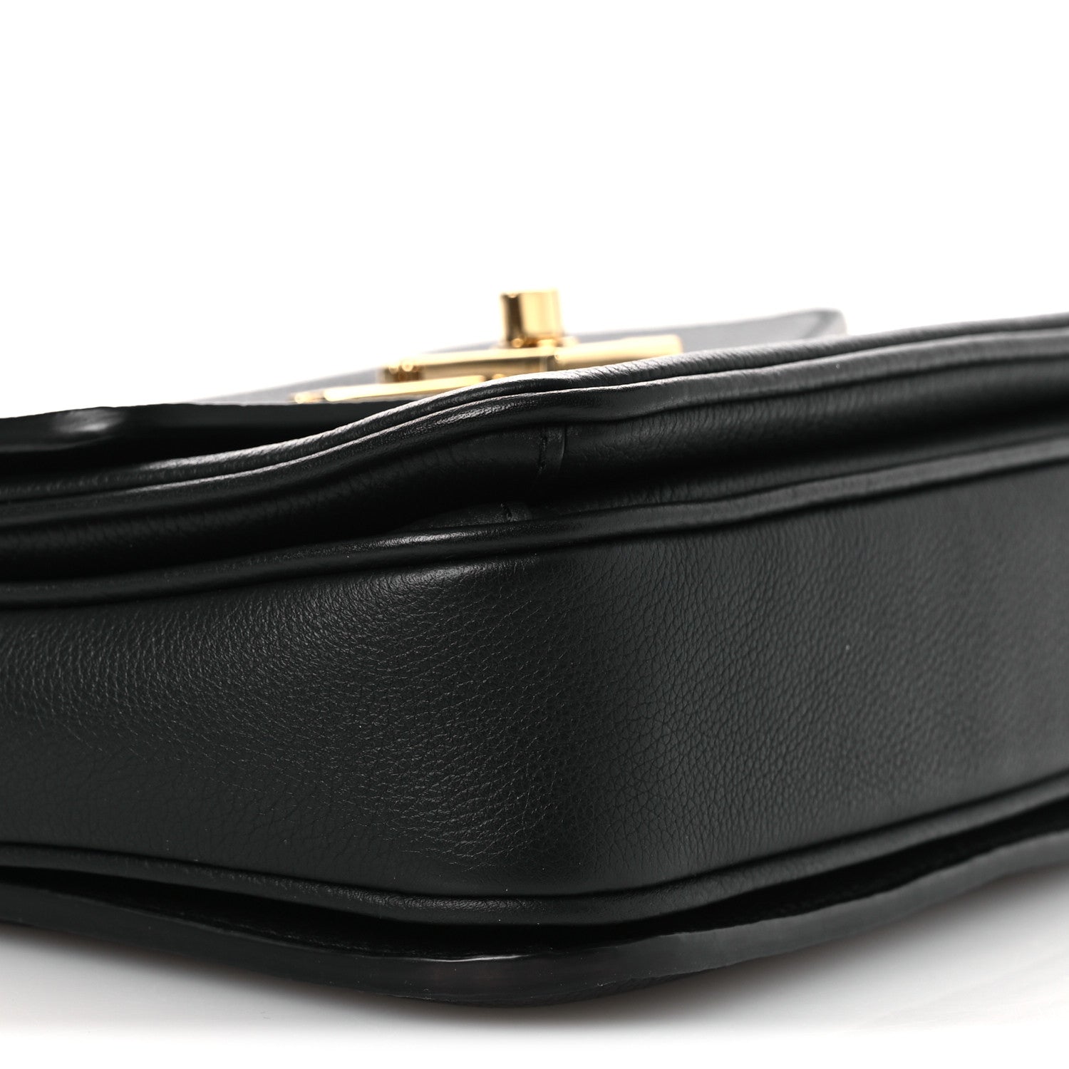 Grained Calfskin Lockme Oxford Black