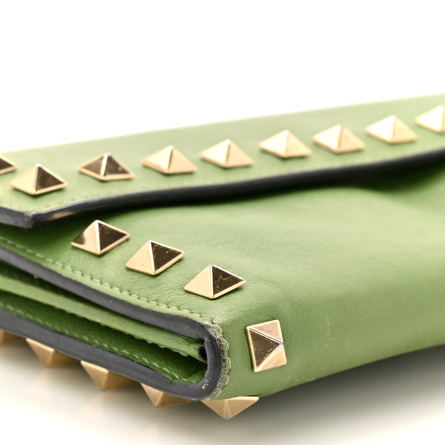 Calfskin Rockstud Wristlet Travel Wallet Green