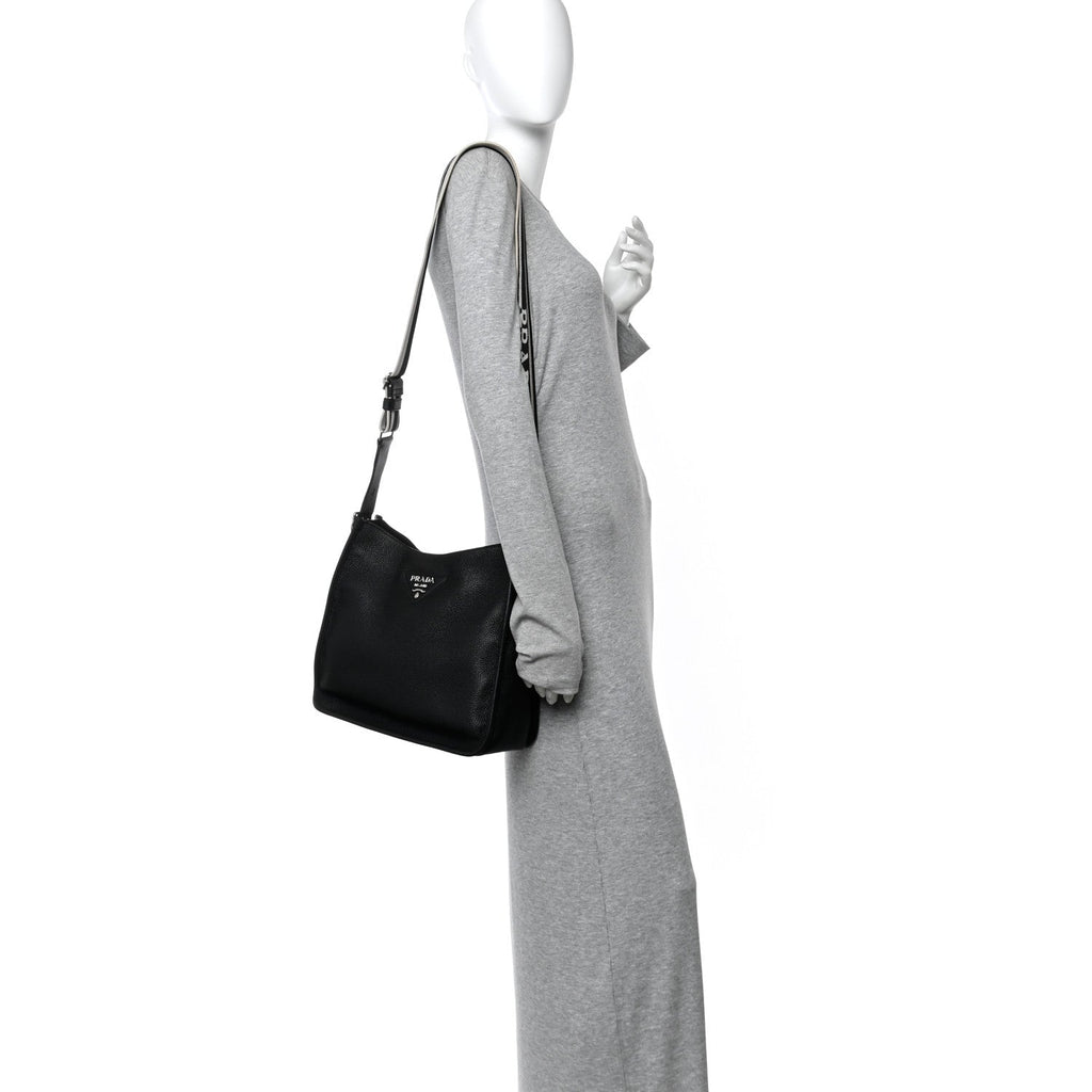 Vitello Daino Soft Hobo Messenger Bag Black