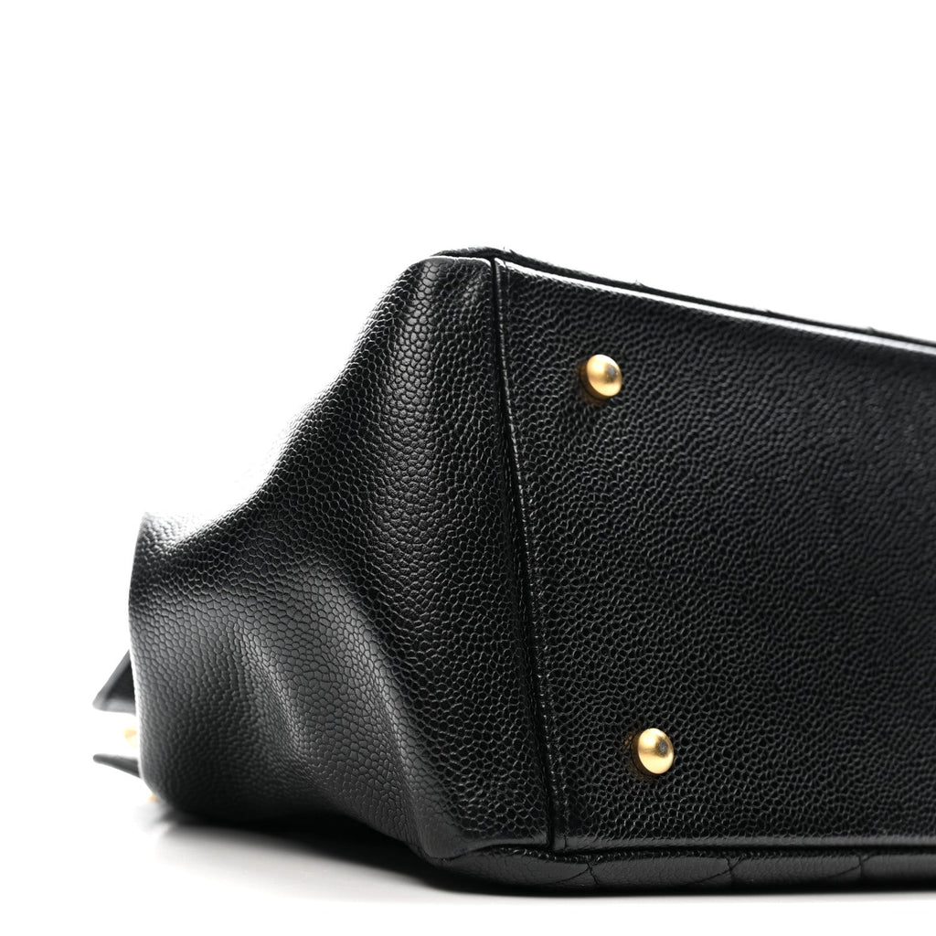 Caviar Quilted Petit Timeless Tote PTT Black