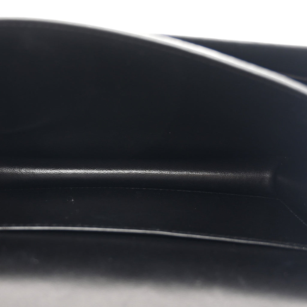 Epsom Constance 18 Black