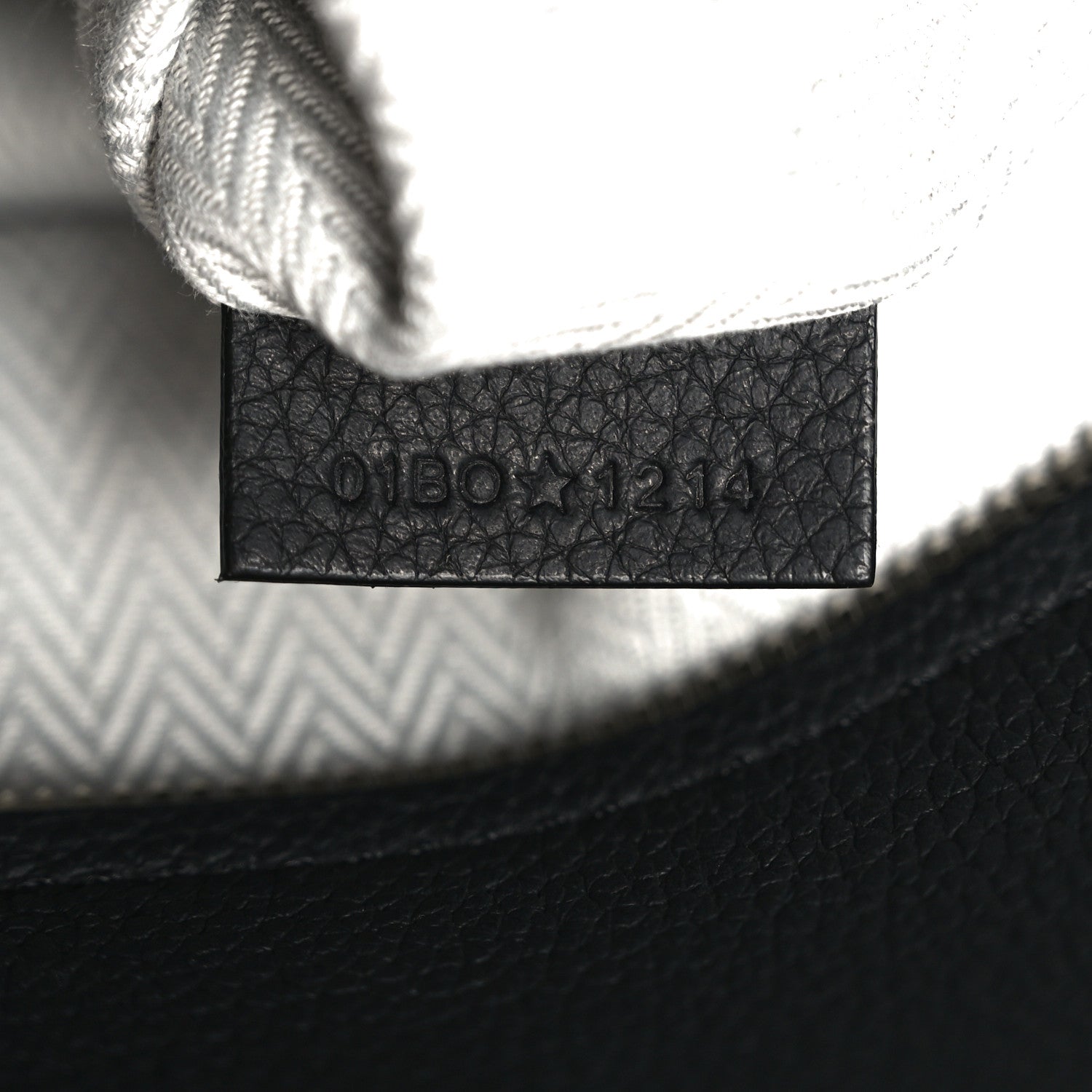 Icons Calfskin Medium Normandie Tote Black