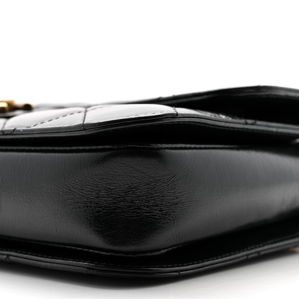 Glazed Calfskin Quilted Medium Perfect Edge Flap Black