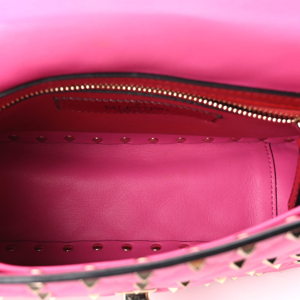Nappa Medium Rockstud Spike Shoulder Bag Pink Orchid