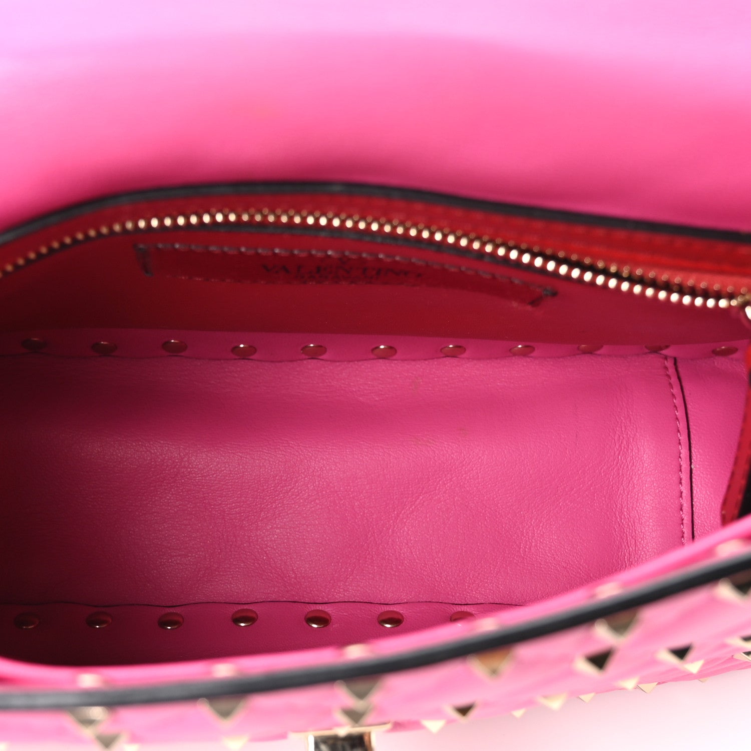 Nappa Medium Rockstud Spike Shoulder Bag Pink Orchid