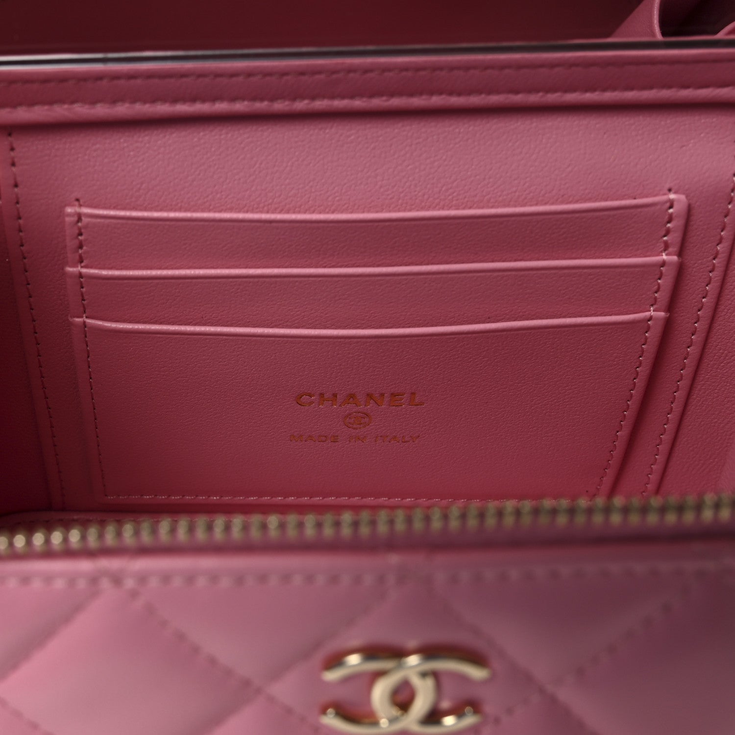 Lambskin Quilted Small Top Handle Vanity Case With Chain Pink