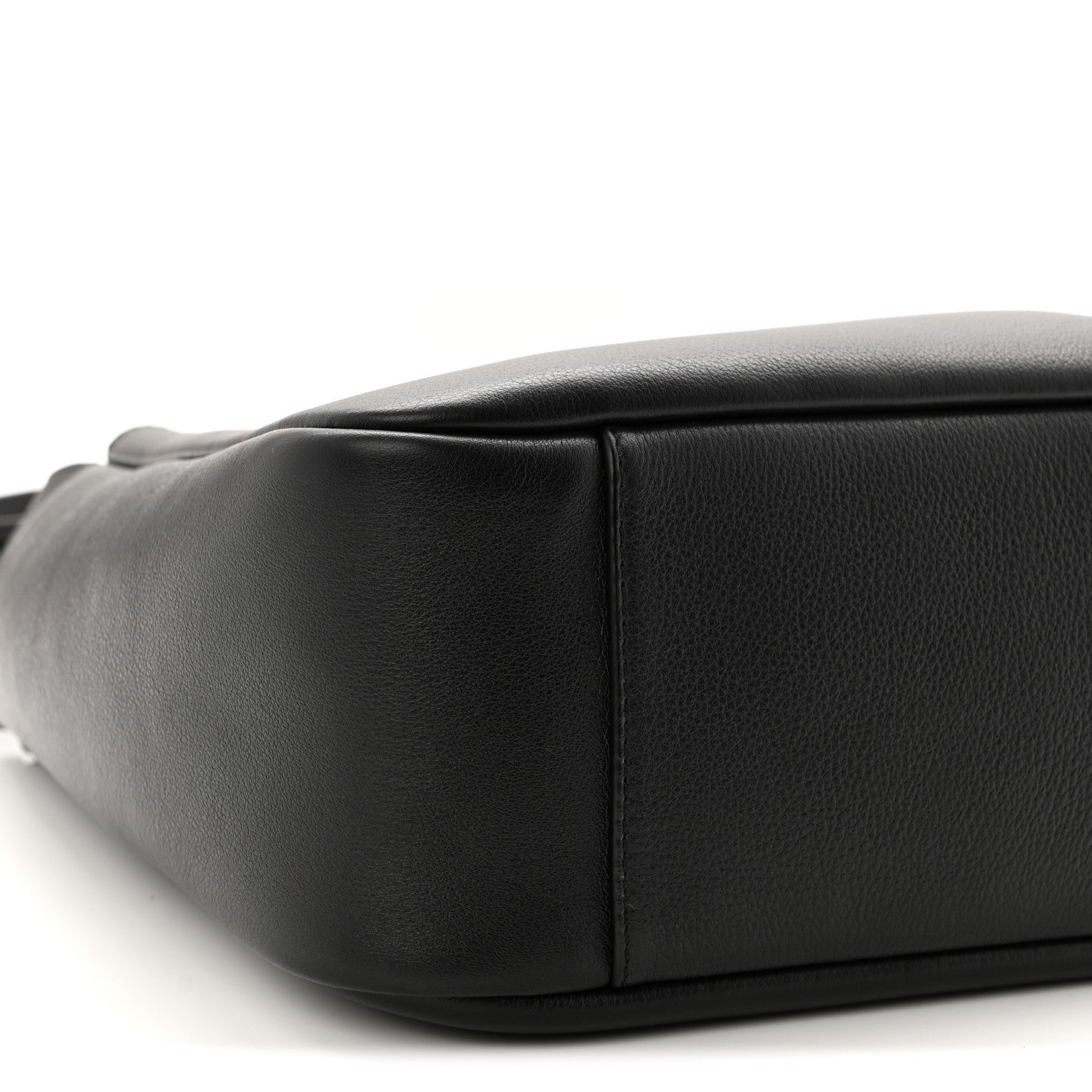 Smooth Calfskin Small Le 5 A 7 Soft Hobo Black