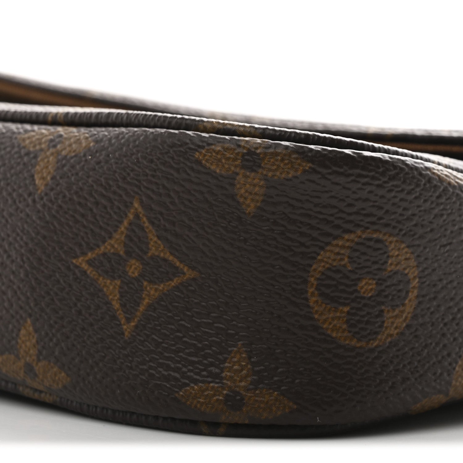 Monogram Ivy Wallet On Chain