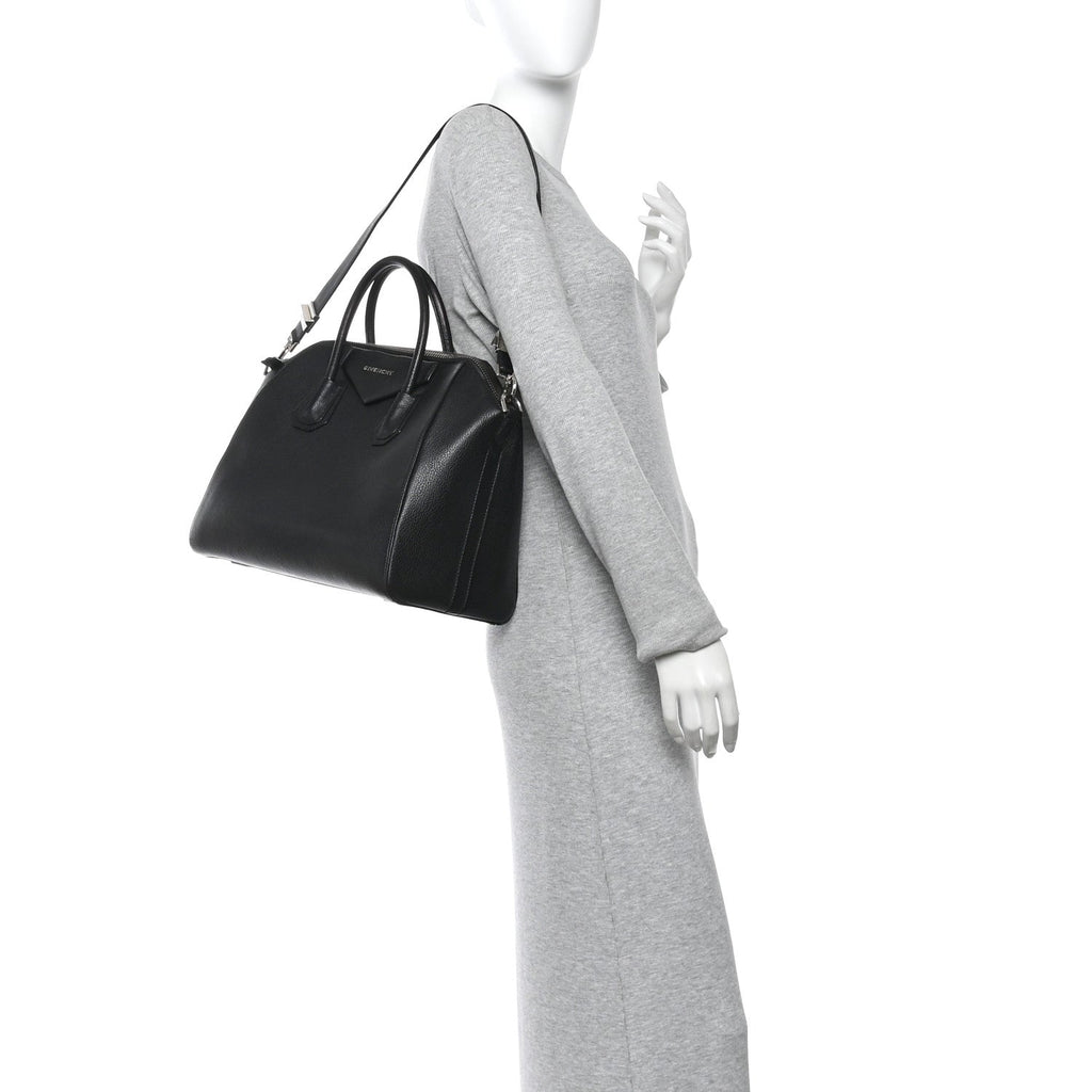 Sugar Goatskin Medium Antigona Black