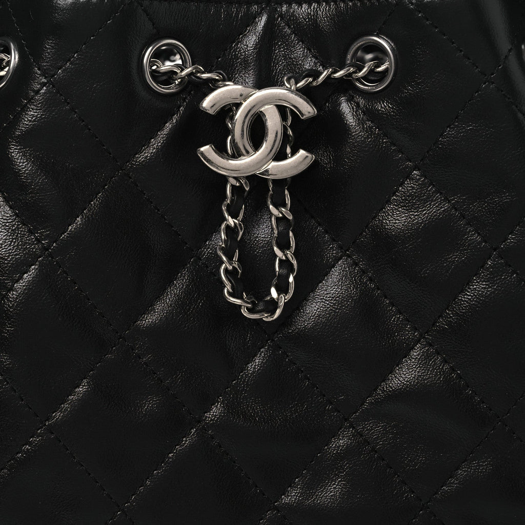Shiny Crumpled Calfskin Quilted Small Chanel 25 Handbag Black