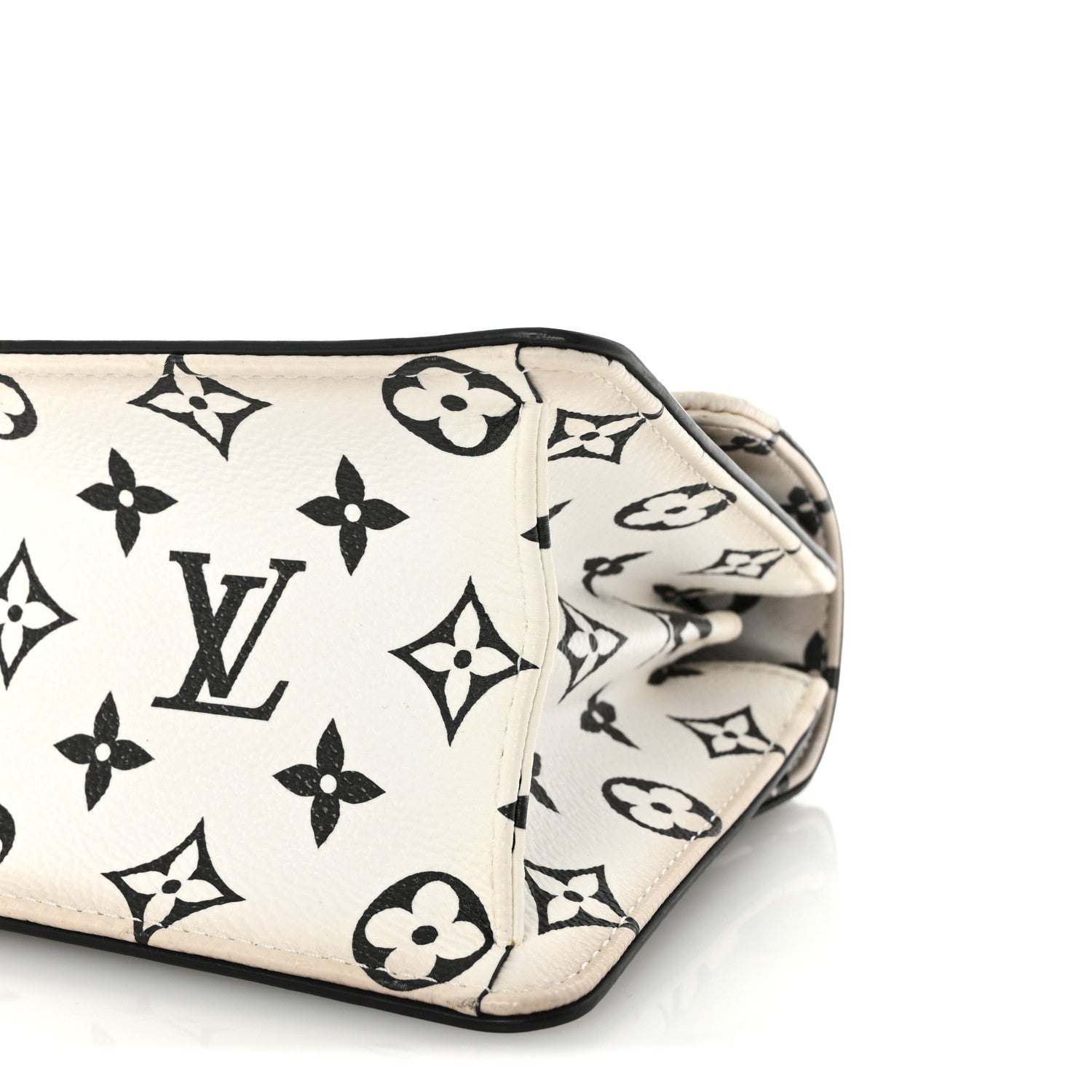 Vernis Epi Monogram Wynwood Black White