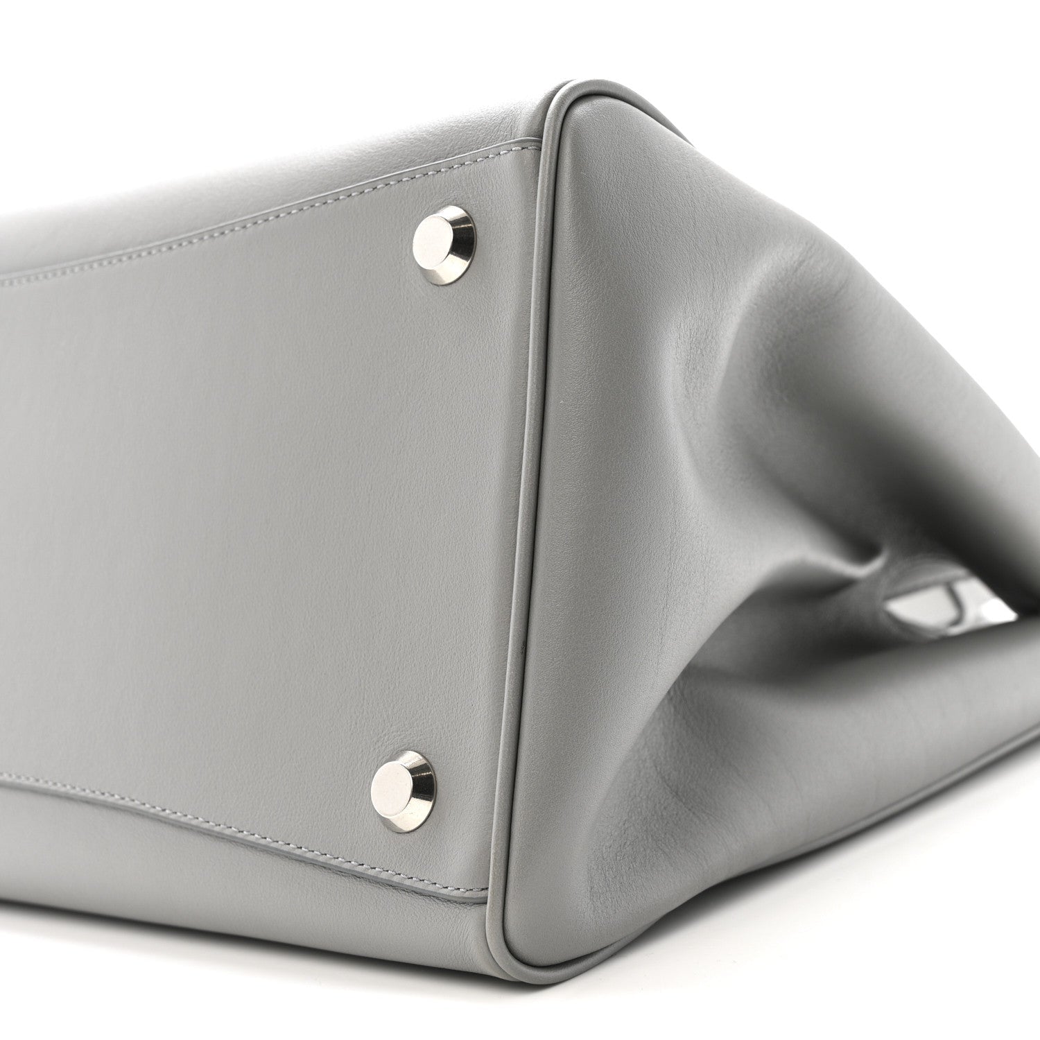 Smooth Calfskin Hampton Carry All Bag Grey
