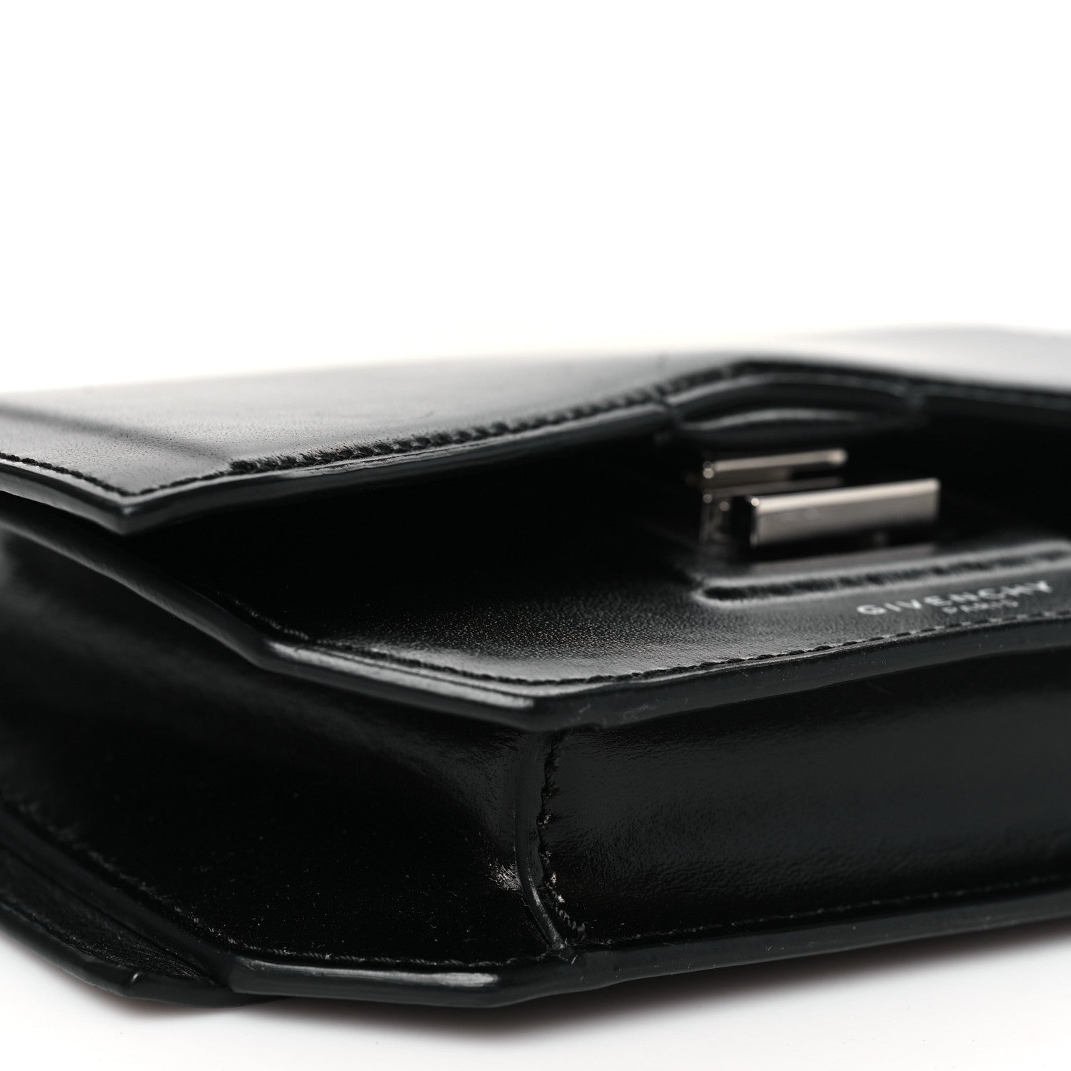 Calfskin Bow Cut Chain Wallet Black