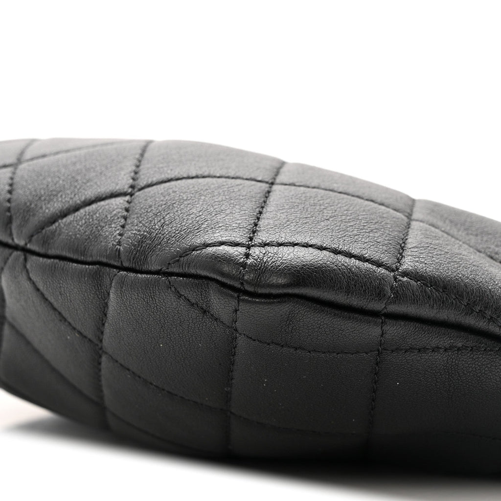 Lambskin Quilted Pearl Crown Clutch Bag Black