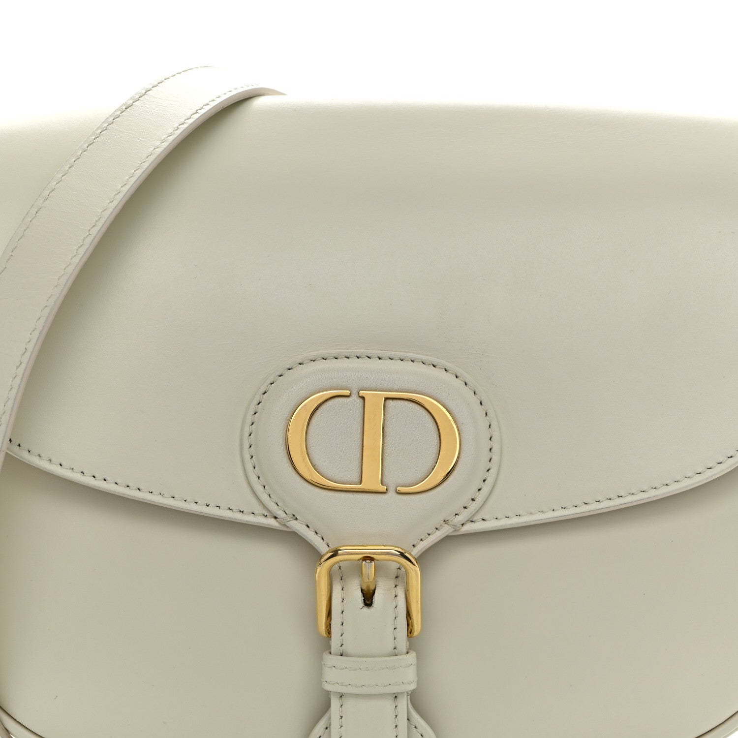 Box Calfskin Medium Bobby Flap Latte