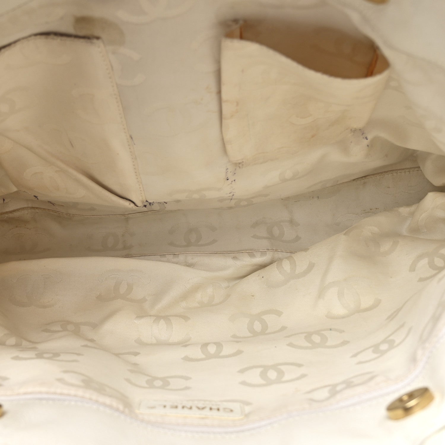 Caviar CC Timeless Tote White
