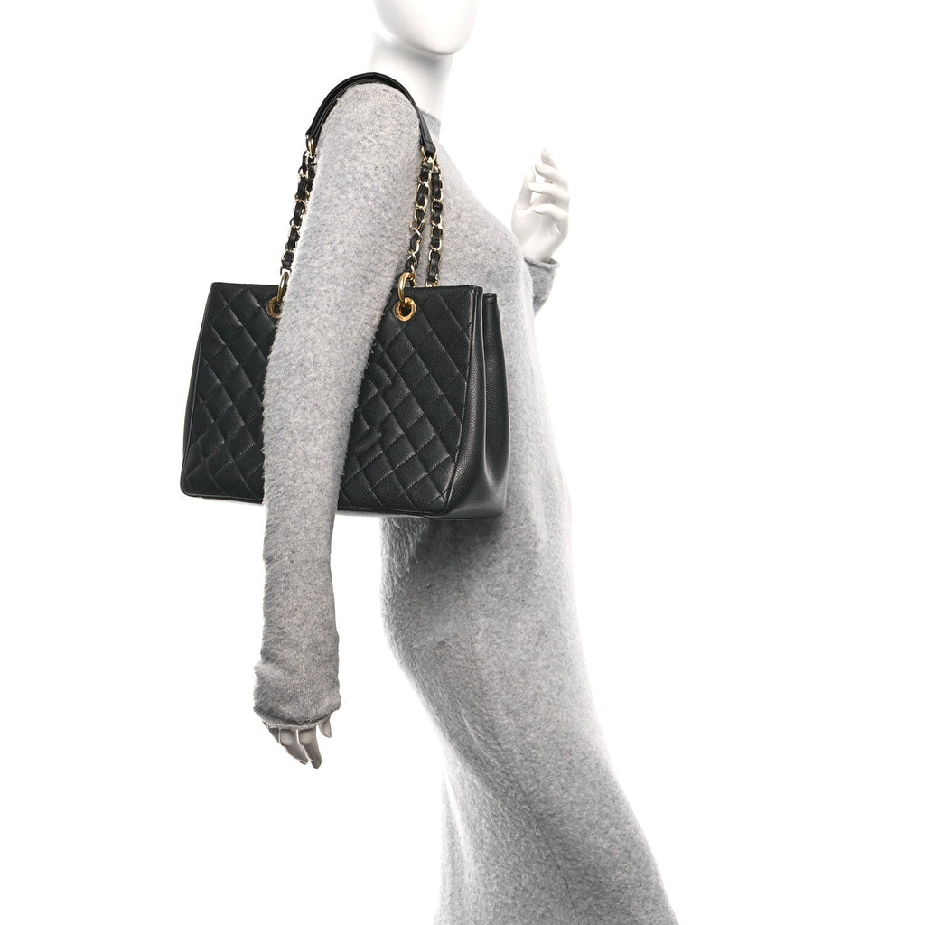 Caviar Quilted Grand Shopping Tote GST Black