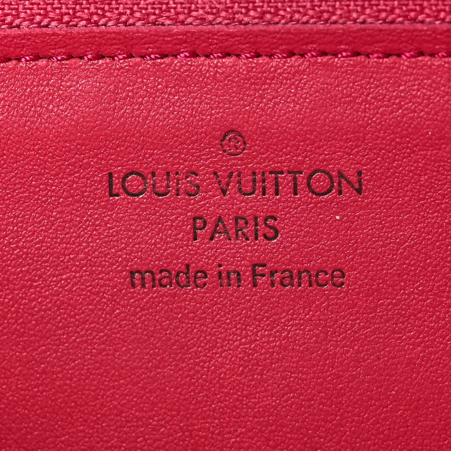 Taurillon Capucines Wallet Black