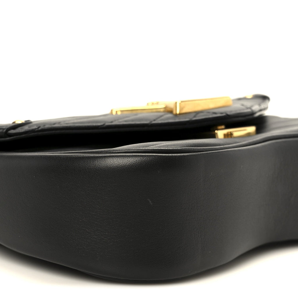 Calfskin New Wave Chain PM Black
