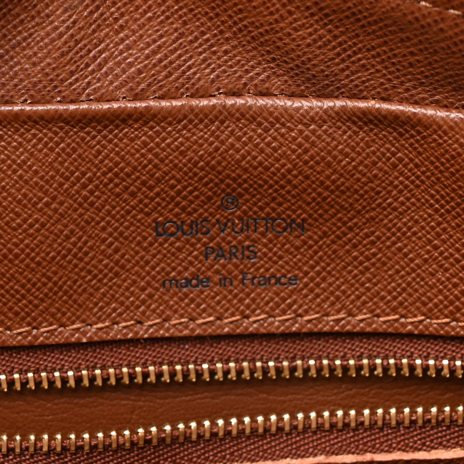Monogram Nil 28