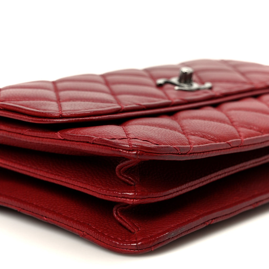 Caviar Quilted Flap With Chain Red