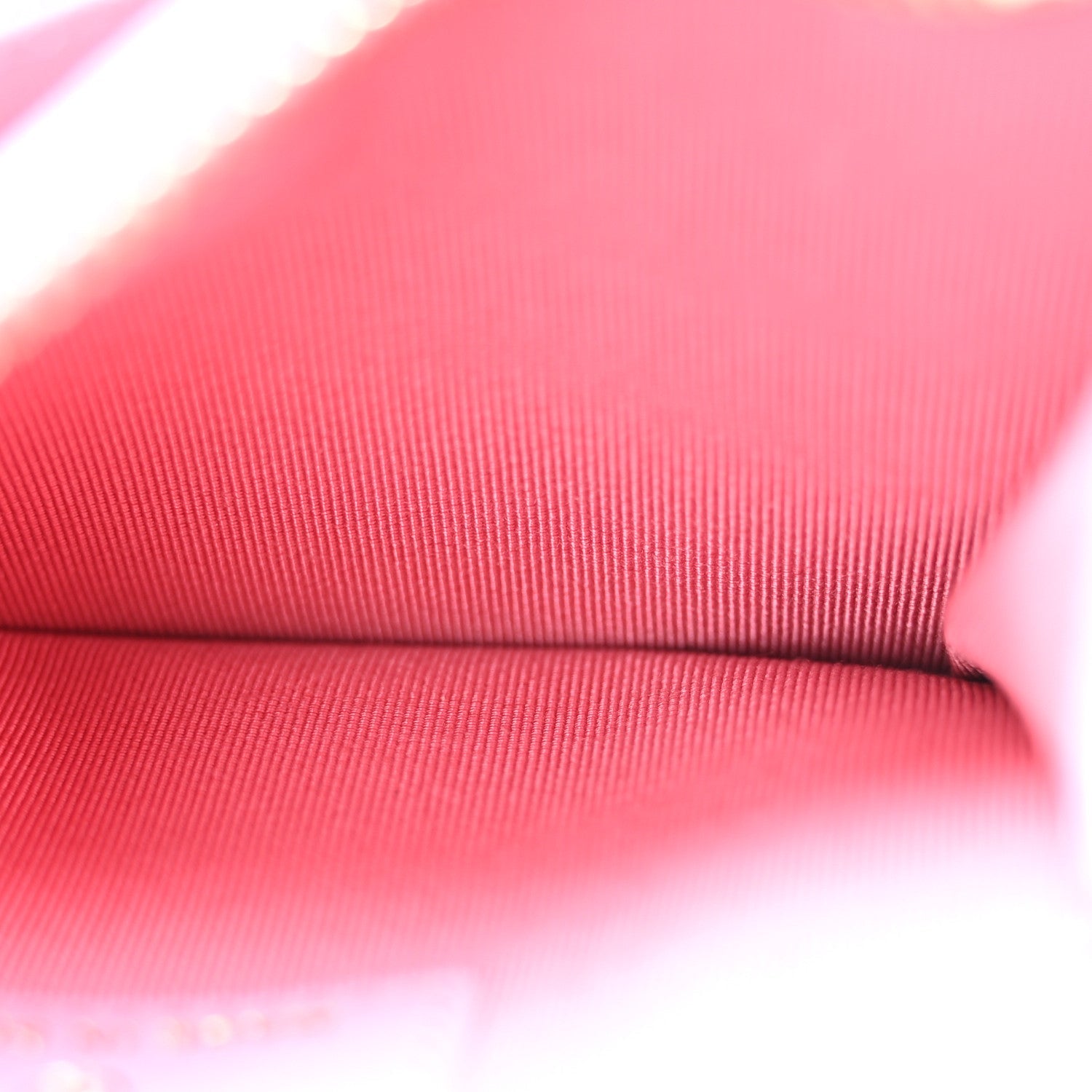 Caviar Quilted CC Zip  Holder Pink