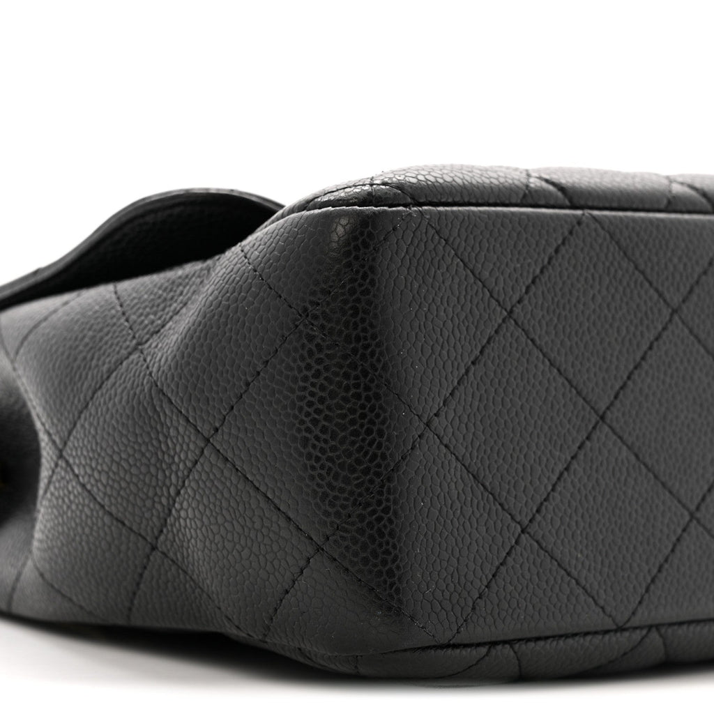 Caviar Quilted Jumbo Single Flap Black