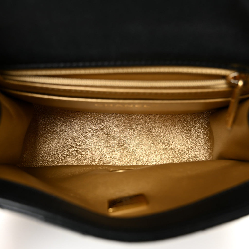 Lambskin Quilted Mini Pearl Crush Flap Black