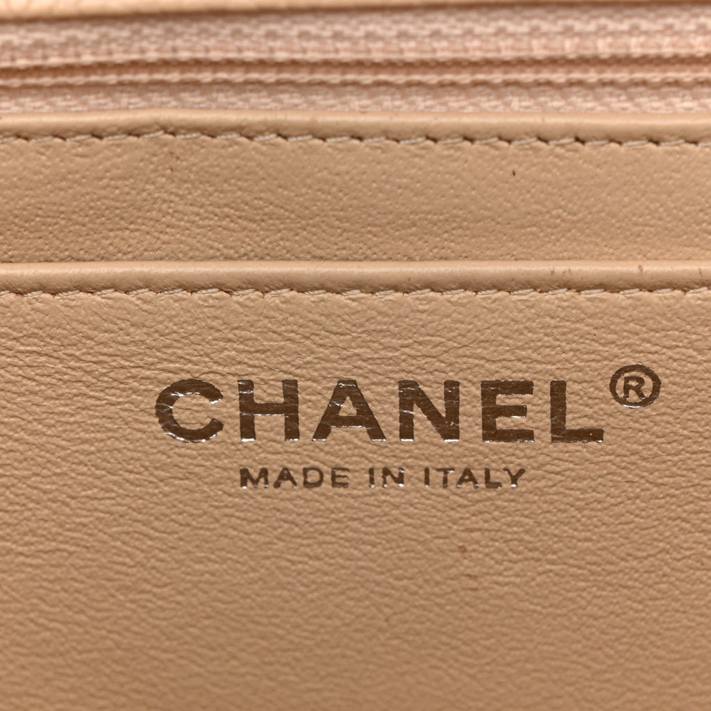 Caviar Quilted Jumbo Single Flap Beige Clair