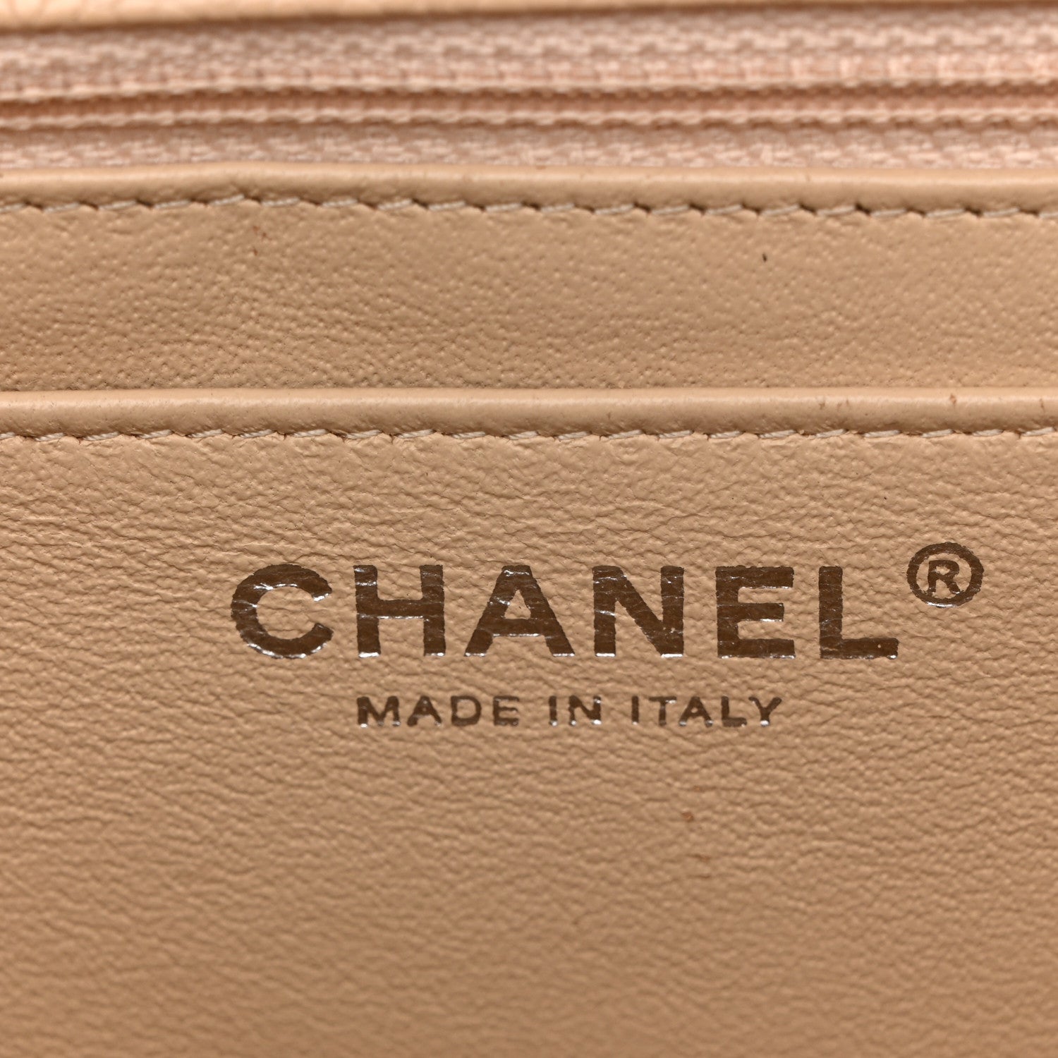Caviar Quilted Jumbo Single Flap Beige Clair