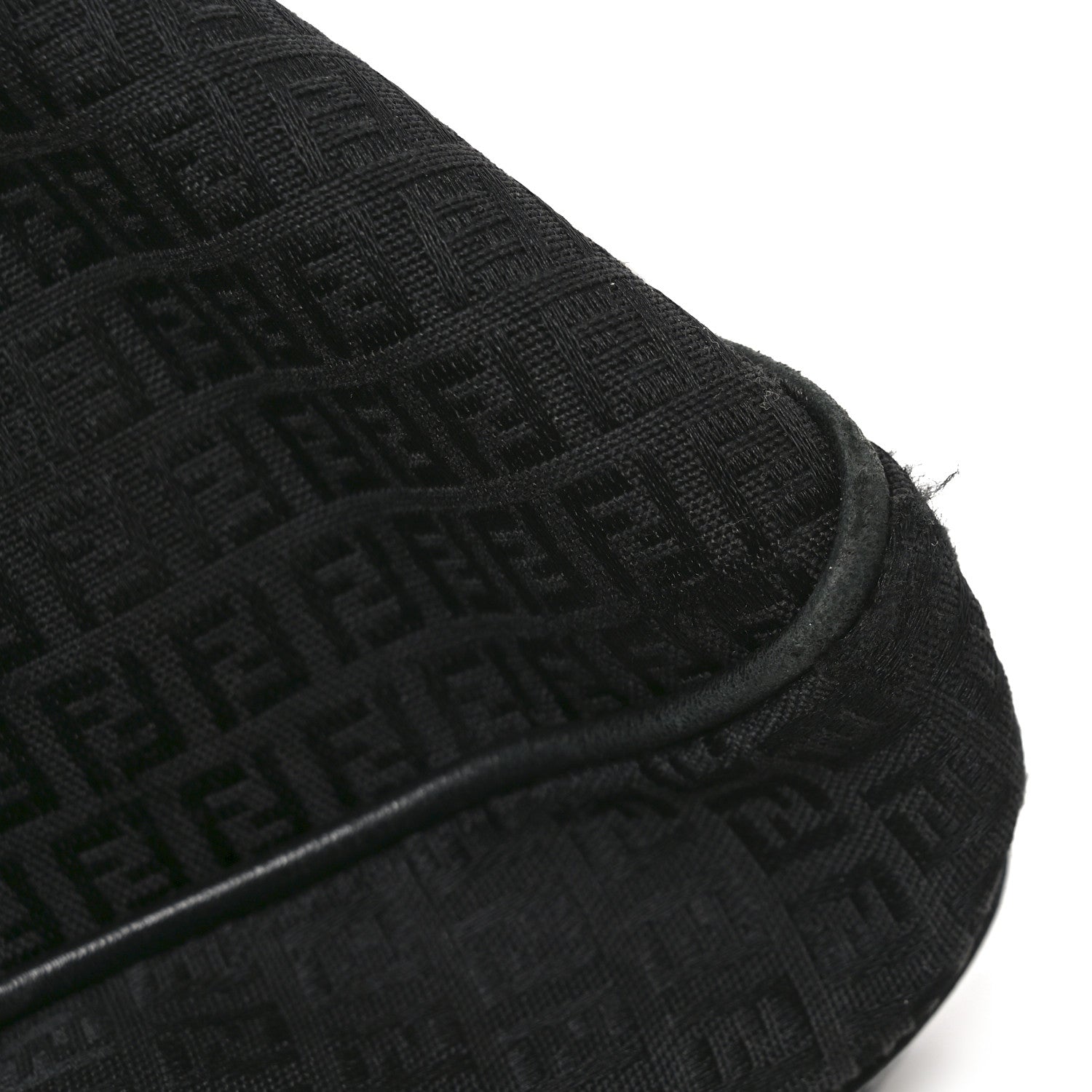Zucchino Vitello Shoulder Bag Black