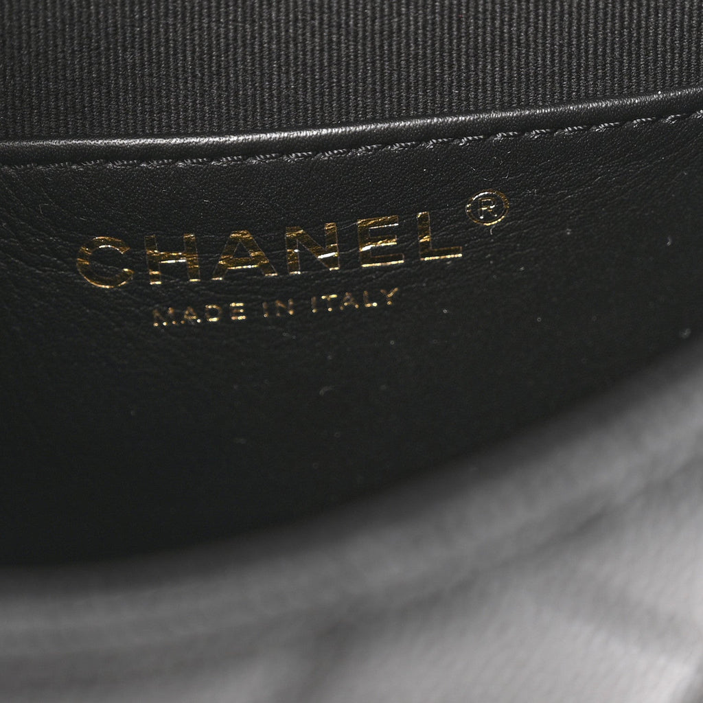Caviar Quilted Small Messenger Flap Black