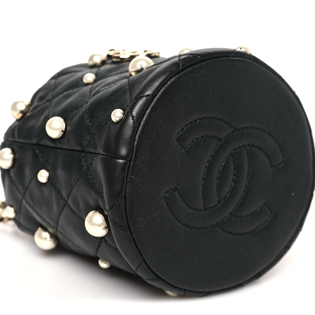 Lambskin Quilted Pearl Mini About Pearls Drawstring Bag Black