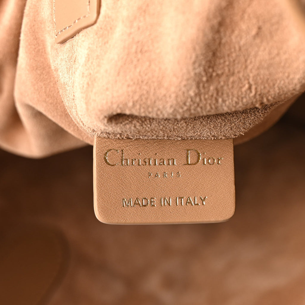 Calfskin Macrocannage Medium Toujour Powder Tan