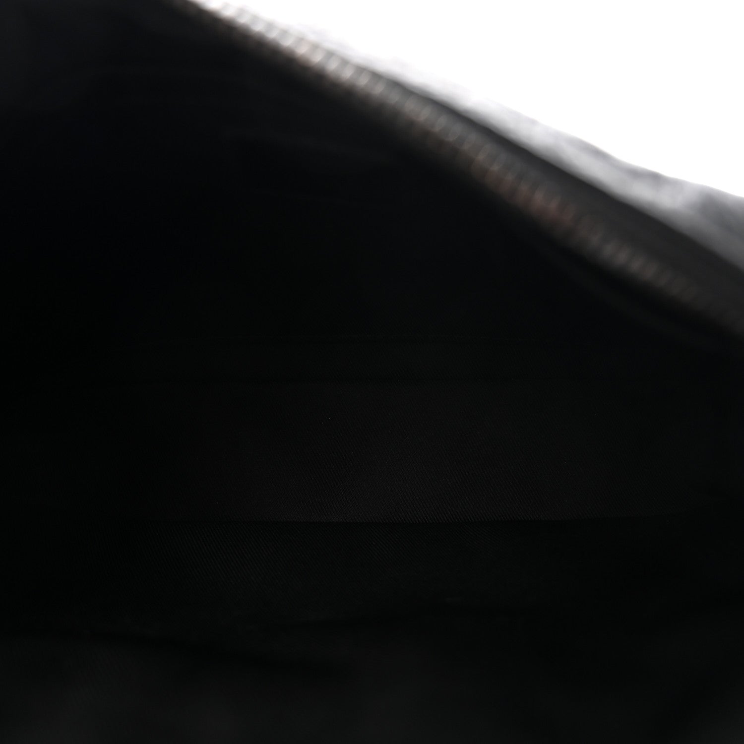 Taurillon Monogram Steamer Messenger Black