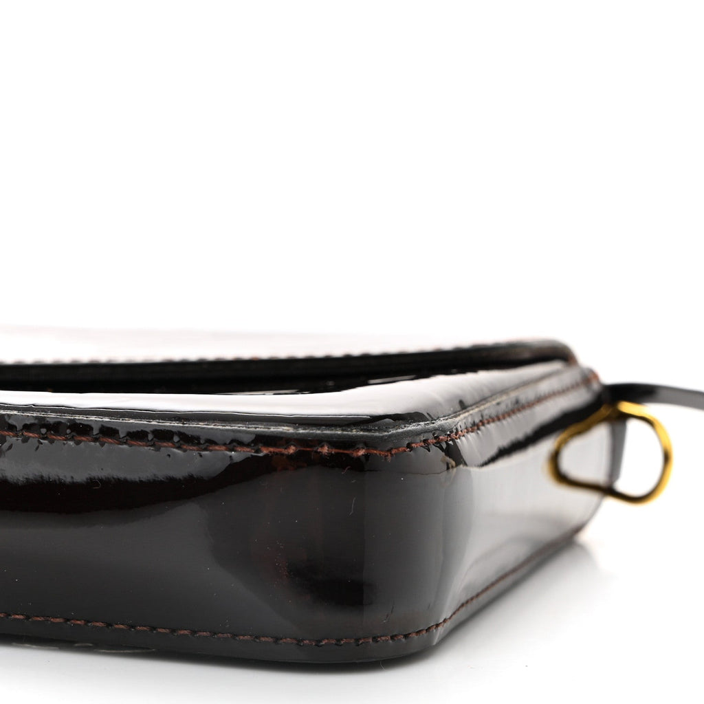Vernis Pochette Felicie Chain Wallet Amarante