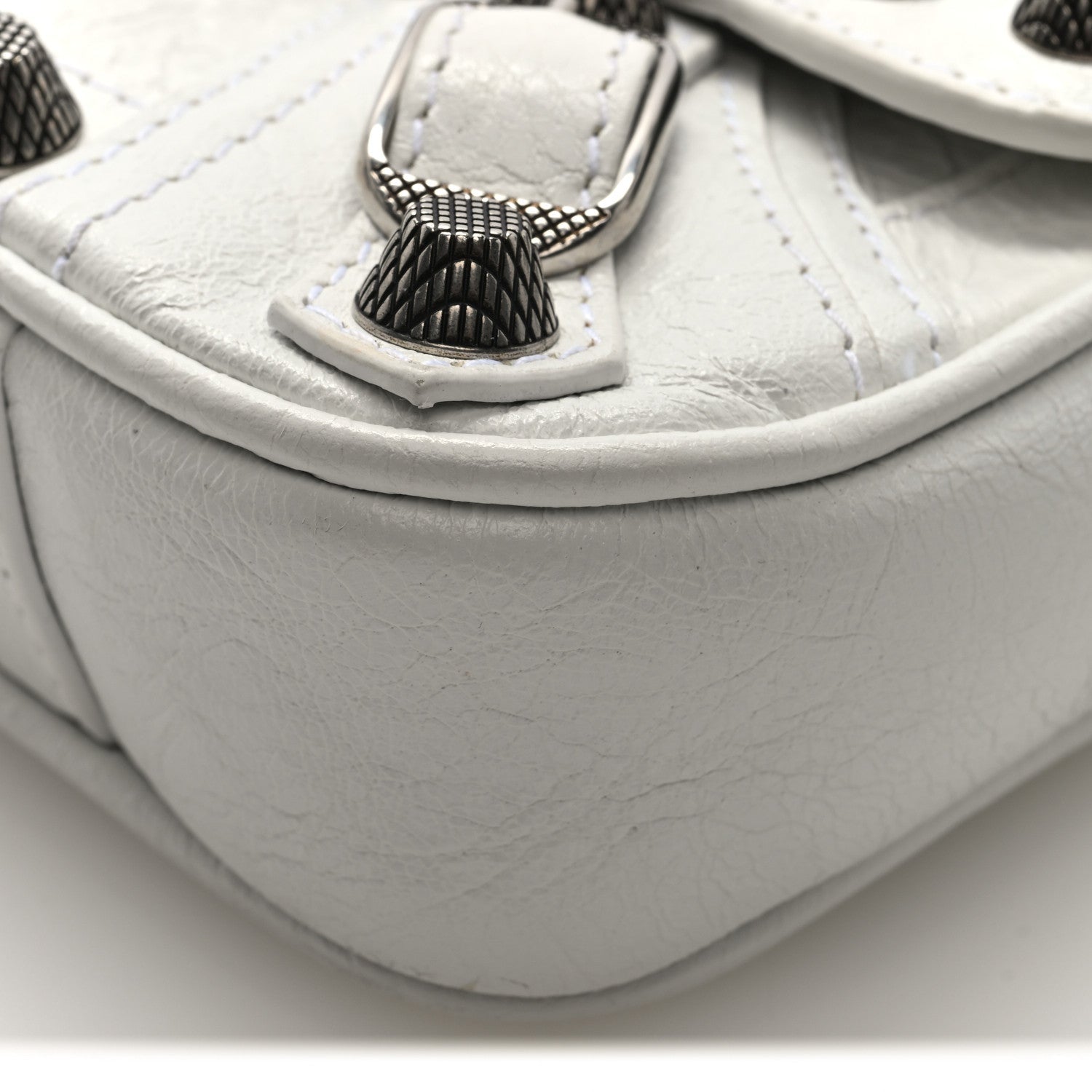 Agneau Arena Le Cagole Sling Bag XS Optic White