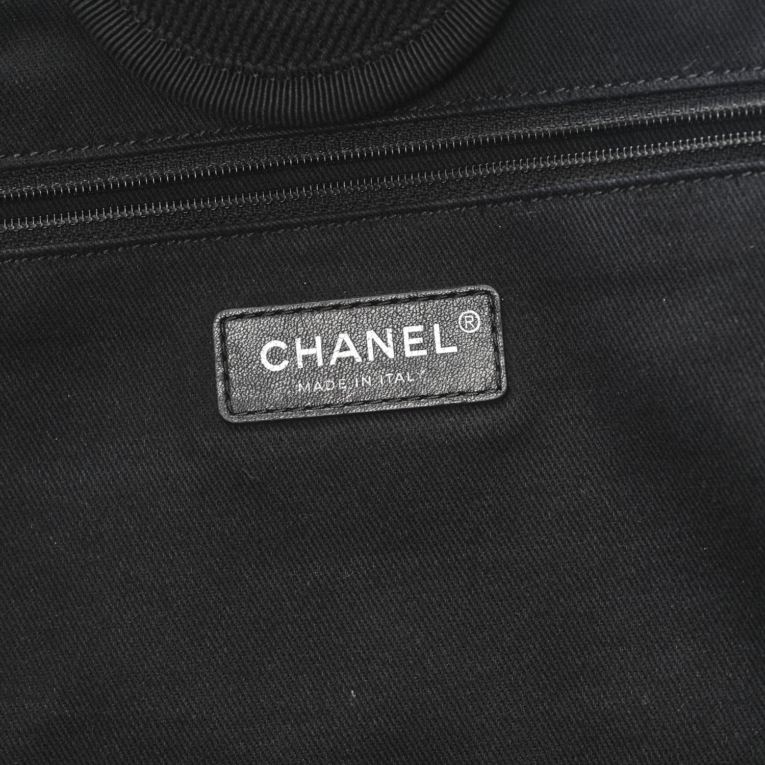 Canvas Pearl Medium Deauville Tote Black