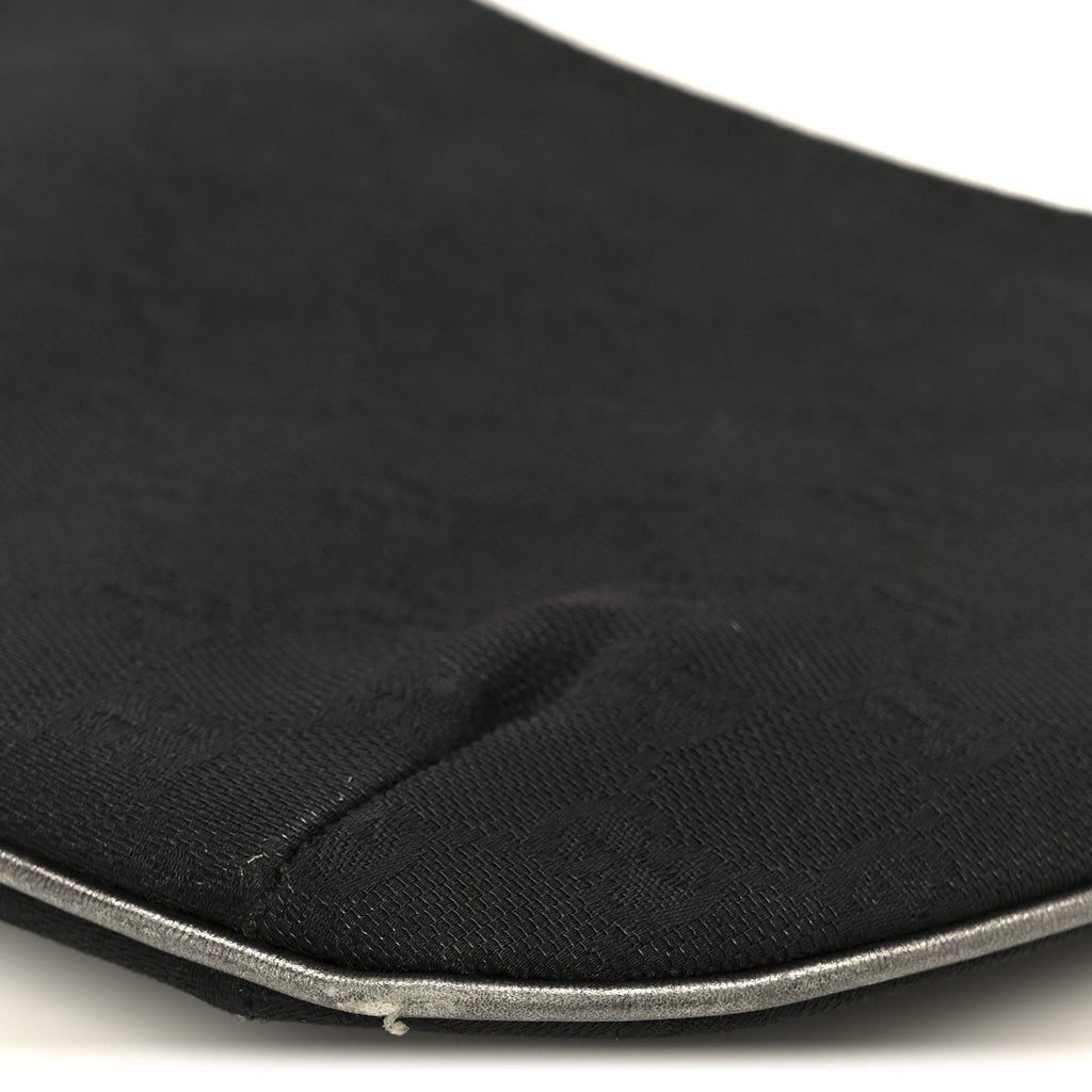Monogram Pochette Black
